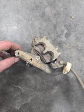 45510-ml3-790 Honda 1994 Cr250r Cr250 Cr 250 250r Front Brake Assembly Nissin