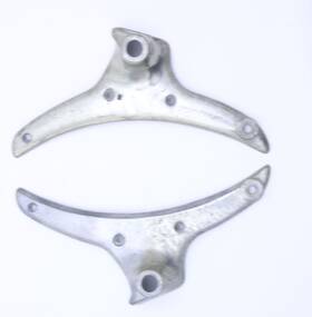 50306-200-000 Honda Ca160 Touring Fender Rails / Shock Mounts Left And Right - Dream 160 Benly