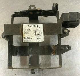 50325-447-730 Honda 1982 Cm450 82 Cm400 Oem Battery Tray And Band Factory Mount Strap