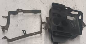 50325-mc8-000 Honda 82 83 Ft500 Ascot Battery Tray Band Toolbox Oem Holder Box