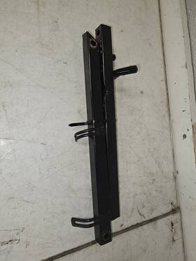 50372-kab-770 Honda 50371-kab-770 1990 Scooter Elite 250 L/r Center Cross Pipe /