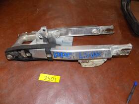 52100-kn5-000 Honda 1985 85 Xr350r Xr 350r 350 Swingarm Nice With Chain Sliders