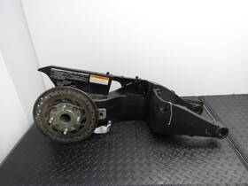 52200-mfn-l60 Honda 11-16 Cb 1000 1000r Oem Rear Swingarm With Rotor And Sprocket