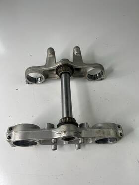 53219-gbf-j20 Honda 2003 Cr85rb Cr 85 Steering Stem Triple Tree Clamp Lower