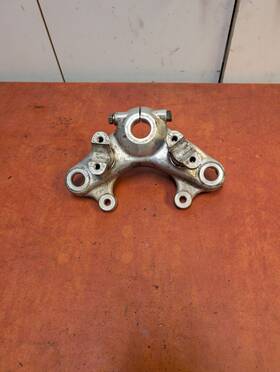53230-292-030 Honda Cb450 Cl450 K2 Front Fork Top Bridge Triple Tree Clamp