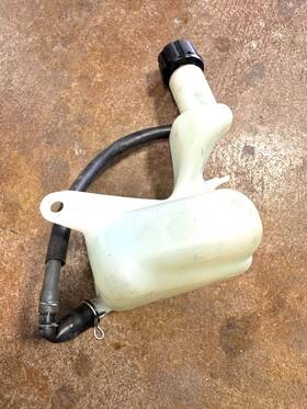 55100-gs7-010 Honda 2001 Elite 50 Oem Oil Tank