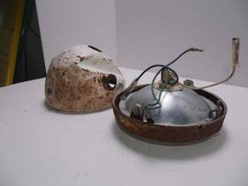 61301-286-670a Honda Cb350 Cb450 Cl350 Steel Headlight Bucket And Lens 61301-286-670 1968 1969