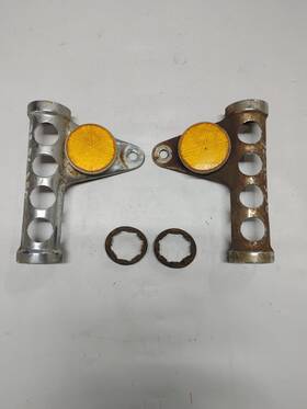 61311-340-000xw Honda 1972 Sl350 Right / Left Fork Ears Headlight Mounts Brackets