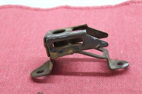 77131-317-670 Honda 1971 Cl350 Cl 350 Scrambler Oem Seat Catch Plate