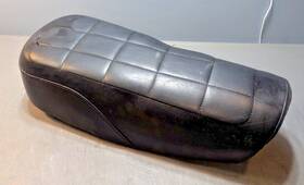 77200-385-000 Honda Xl350 Seat 1976-1978