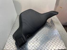 77500-mkc-l01zb Honda Oem Gl1800 Goldwing Back Heated Seat Part#