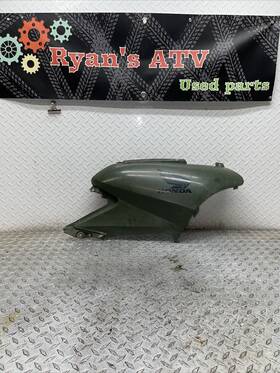 83500-hn8-0000 Honda Oem Tan Right Tank Side Cover 2003 Rincon 650