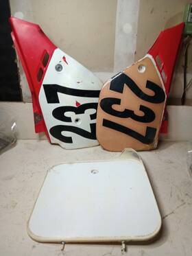 83620-ks6-701za Honda Used 1989 Cr 250r Number Plates Front And Sides Oem Not