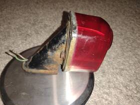 84701-120-670b Honda 1972-78 Z50 Tail Light Assembly