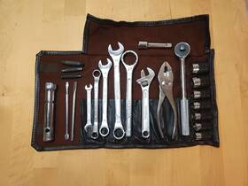 89010-mg9-870 Honda Goldwing Aspencade Motorcycle Tool Kit Roll Vintage Oem All Original