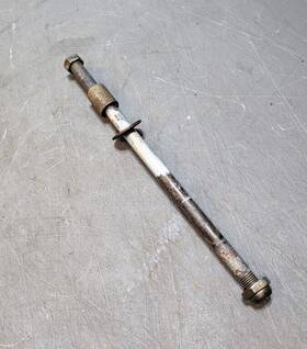 90121-153-000 Honda Xr80 Xr75 Swingarm Bolt Axle Pivot Shaft 1977-1979