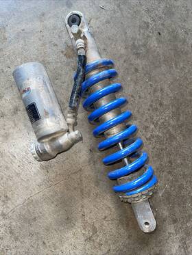 Kn5-003 Honda 1985 Xr350r Xr350 Xr 350 Oem Rear Shock Absorber Showa