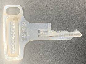 T6729 Honda Pre Cut Brand Key