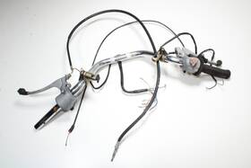 35200-383-670 Horn 1975-78 Honda Cb200t 1977 Cb125s Handlebar Turn Signal Dimmer Controls M17
