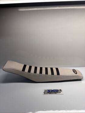 23607040000 Husqvarna 2019 Tc85 Guts Racing White Seat Saddle Mc Sx Tc 85 85sx