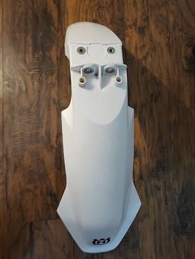 360.08.010.000 Husqvarna A36008010000 2024-25 Husqvar Front Fender Fe 250-501 Oem