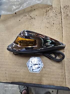 59140-85 Indian Re-pop Harley 1930s Style Amber Fender Light. 12 Volt. Nos