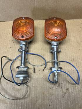 045-7280 Kawasaki 1977-82 Kz En Vn Vulcan Oem Turn Signal Stanley Pn Preowned