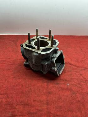 11005-1351 Kawasaki 1984 84 Kx 125 Cylinder Jug