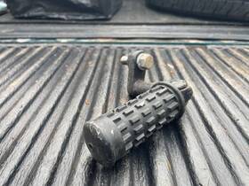 123xxx Kawasaki Vintage H2 H-2 Triple Mach Iv Foot Peg With Bolt