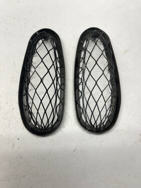 14047-1170 Kawasaki 14037-1169/14047-1170 Air Duct Screens Right Left 14037-1169/1170 2001 Zx-11 Zx1100 Zx11