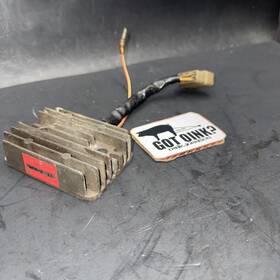 21066-1008 Kawasaki 81-82 Kz650 Kz 650 H Csr Electrical Voltage Regulator Rectifier Vintage
