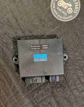 21119-1504 Kawasaki 98-99 Ninja Zx9r Oem Ecu Ecm Cdi Ignition Unit