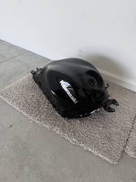 51093-5449-660 Kawasaki 2022 20-24 Ninja Ex650 Z650 650 Gas Tank Fuel Petrol Dark Gray Oem