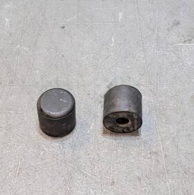 92075-243 Kawasaki Kx60 Klr650 Gas Fuel Tank Rubber Damper Mount Set Of 2