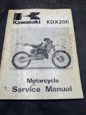 99924-1114-01 Kawasaki 1989 Kdx200 Genuine Oem Owners Service Manual/ Part#