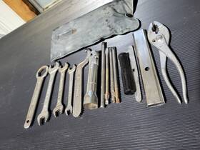 Kh-76551 Kawasaki 1976 Kz900 Kz Early Tool Kit With Feeler Gauge