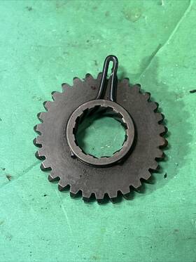 13068-015 Kawasaki Original Oe Kickstarter Gear H1 Kh Mach Iii Kh500