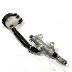 43015-1642 Kawasaki Original Oe 1998 To 2008 Ninja Zx-6r Oem Rear Brake Master Cylinder P/n