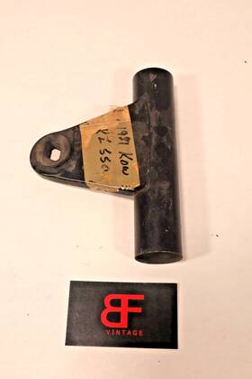 44033-1058 Kawasaki Original Oe 1980 - 1983 Kz550 Left Hand Fork Cover P4663