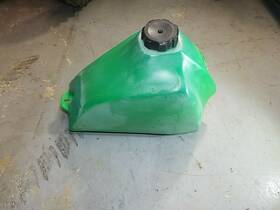 51001-5298-6w Kawasaki Original Oe 1983 83 Kdx200 Kdx 200 Fuel Tank Gas Cap Petrol A1 Oem J#51001-5298-6w