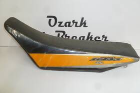 50307040100 Ktm 50335026000 98 300mxc Two Bolt Seat Mxc Sx 125 200 250 300 6d