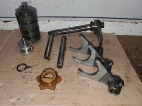 54634012100 Ktm 1992 250 300 Transmission Shifter Forks Drum Driver Shaft Locking Roller Set