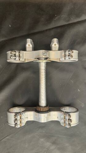 59401031018-20 Ktm 2003-2010 Billet Triple Clamp Set 18-20mm Adjustable 150 200 300 350 525 530