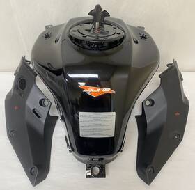 93007113000 Ktm 390 Duke My17 Fuel Tank With Lh/rh Inner Spoilers Blk Oem #93007113000 #xl580