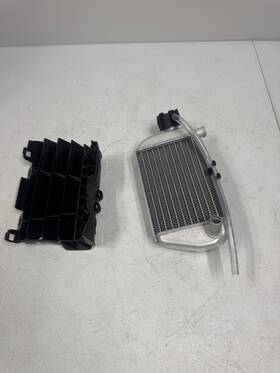 A40535007000 Ktm 2025 Tc65 Oem Left Radiator Louver Fill Side 24-25 Tc 65 Mc