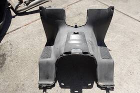 81131-lea7-e00 Kymco 10-16 2013 Downtown 300 Knee Cover Fairing Cowl Panel Storage Leg Shield