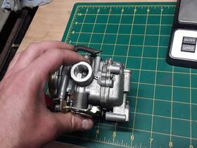 Ldg8 Kymco Small Scooter Carb