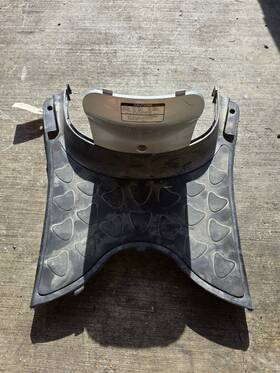 60152-khb4-9000 Kymco Original Oe 2009 People 150 Knee Cover Front Foot Fairing Panel Floor