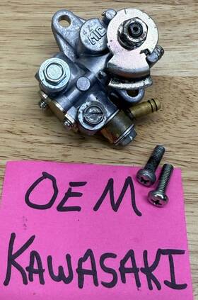 16082-058 Mikuni Kawasaki Kt250 4 Z Oil Pump 1975 1976 Oem Original Ke Kd Km Kt