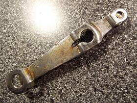 41053-011 Oem Kawasaki Early H1 Mach 3 Iii 500 Triple Front Brake Plate Hub Cam Lever Vtg